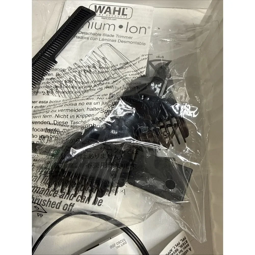 Wahl Lithium Ion Multi-Groomer Chrome, Black